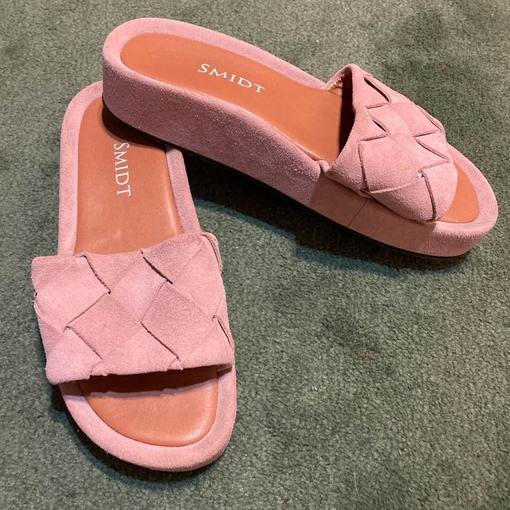 Smidt Rose slides Women's size 7 BRA size 36